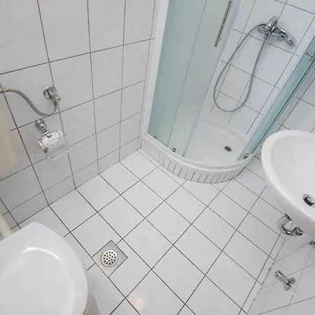 Im Apartment *
